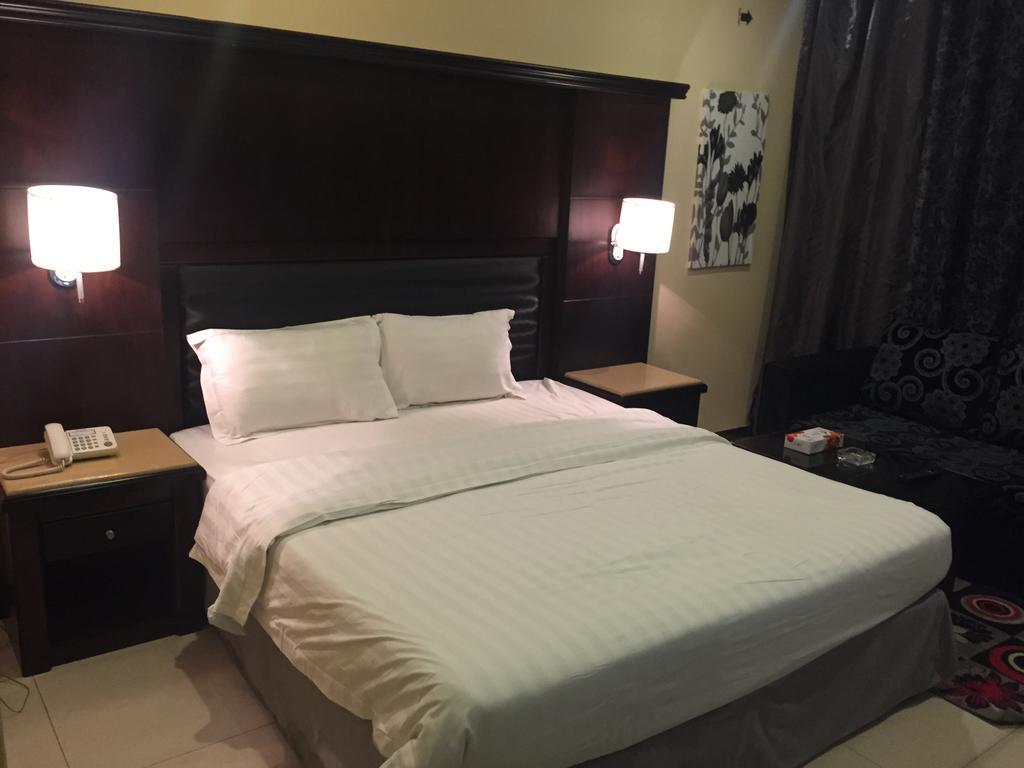 Al Taif Suites Δωμάτιο φωτογραφία